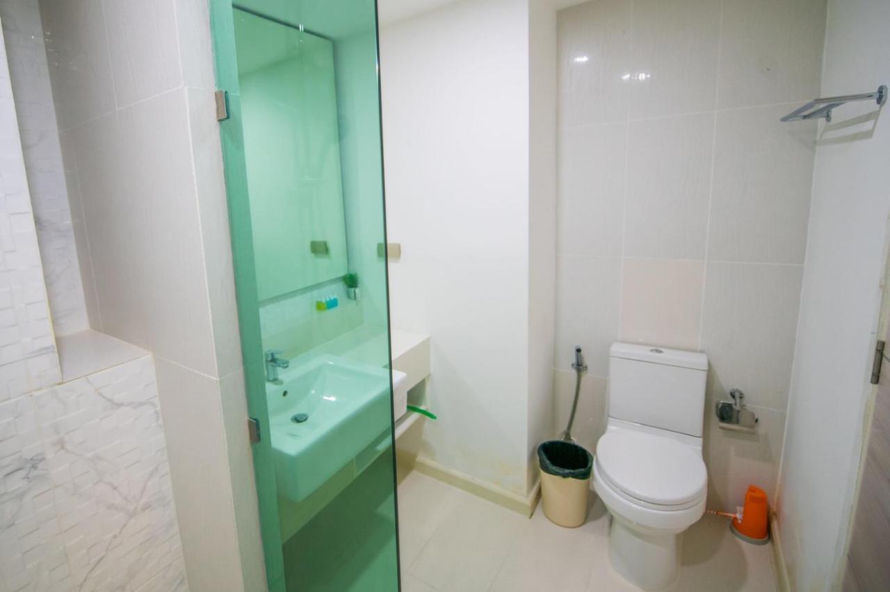 Seven Seas Pattaya Poolside Room ห้องติดสระ Jomtien Beach Zewnętrze zdjęcie